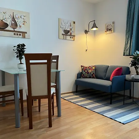 Apartment Antik Chic Mit Gartenblick